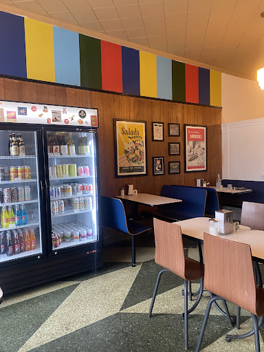 Photo of Crossroads Convenience - 348 Algonquin Ave, North Bay, ON P1B 4W3